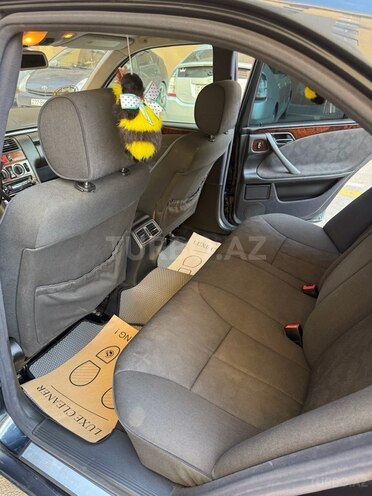 Mercedes E 200 d 2001, 428,000 km - 2.2 л - Bakı