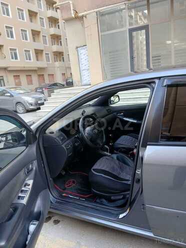 Toyota Corolla 2006, 400,000 km - 1.4 l - Bakı