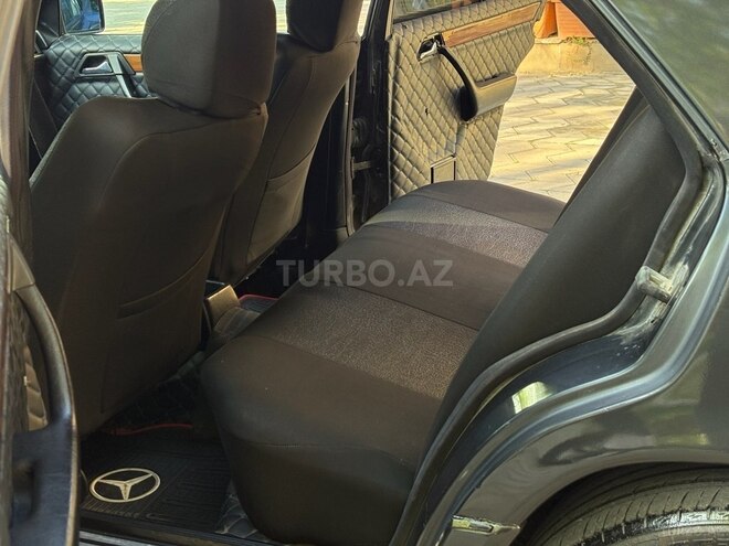 Mercedes E 220 1994, 320,000 km - 2.2 l - Bakı