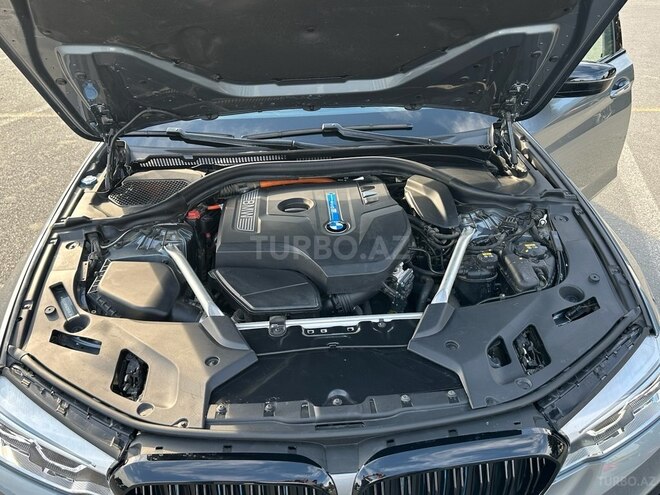 BMW 530e 2018, 89,000 km - 2.0 l - Bakı