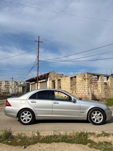 Mercedes C 240 2002, 479,500 km - 2.6 l - Hacıqabul