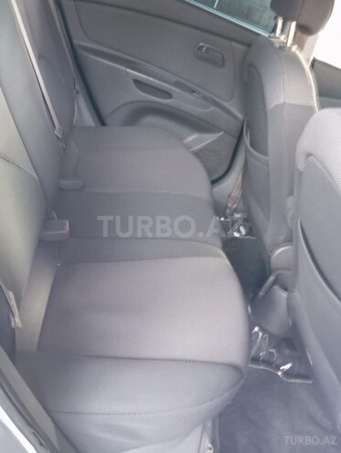 Kia Rio 2007, 160,000 km - 1.4 l - Ucar