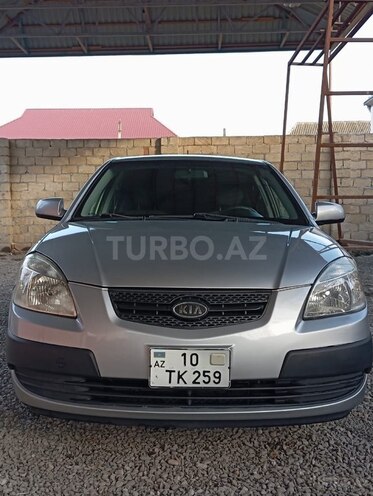 Kia Rio 2007, 160,000 km - 1.4 l - Ucar