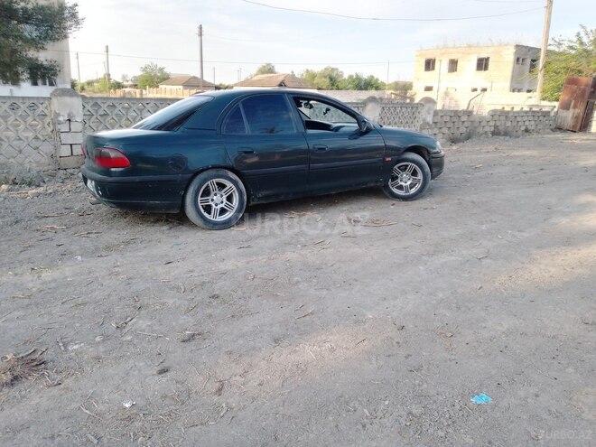 Opel Omega 1996, 516,260 km - 2.0 l - Salyan
