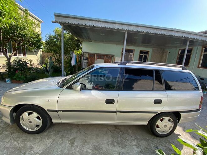 Opel Astra 1997, 340,000 km - 1.6 l - Mingəçevir
