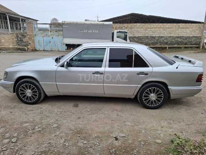 Mercedes E 300 1994, 248,000 km - 3.0 l - Gəncə