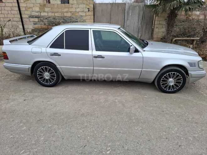Mercedes E 300 1994, 248,000 km - 3.0 l - Gəncə