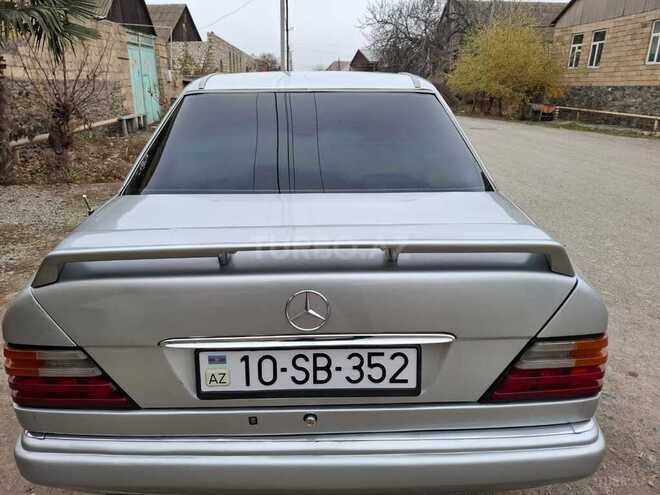 Mercedes E 300 1994, 248,000 km - 3.0 l - Gəncə