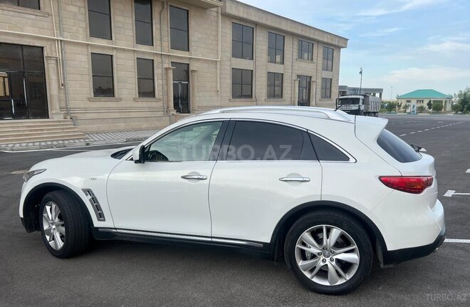 Infiniti FX37 2013, 94,500 km - 3.7 l - Sumqayıt