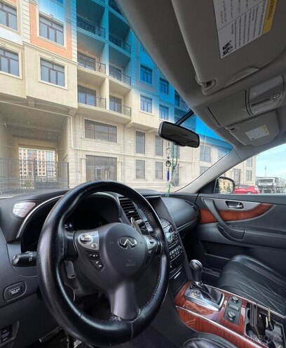 Infiniti FX37 2013, 94,500 km - 3.7 l - Sumqayıt
