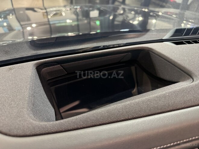 BMW 750e xDrive 2023, 20,000 km - 3.0 l - Bakı