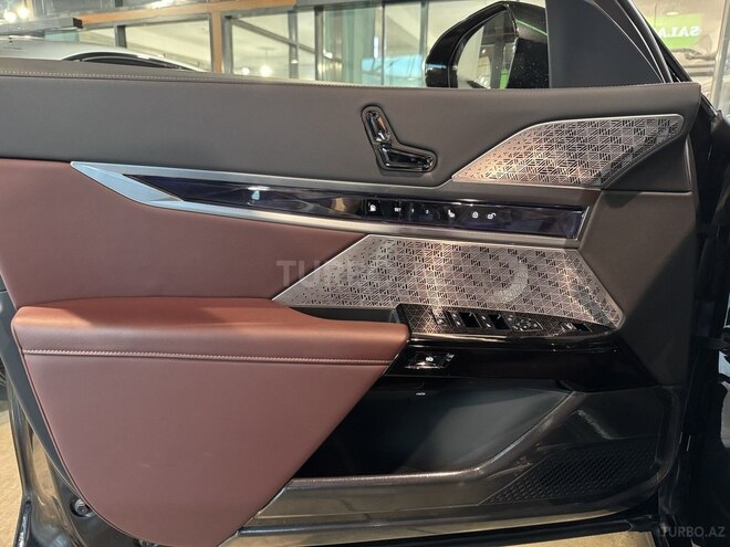 BMW 750e xDrive 2023, 20,000 km - 3.0 l - Bakı