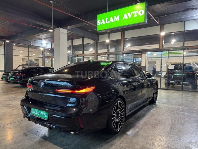 BMW 750e xDrive 2023, 20,000 km - 3.0 l - Bakı
