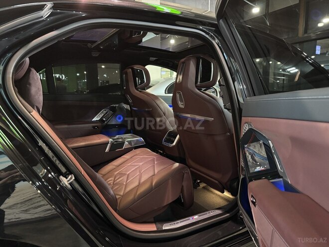 BMW 750e xDrive 2023, 20,000 km - 3.0 l - Bakı