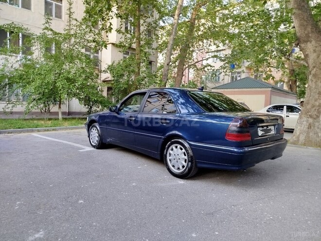 Mercedes C 180 2000, 435,269 km - 1.8 l - Bakı
