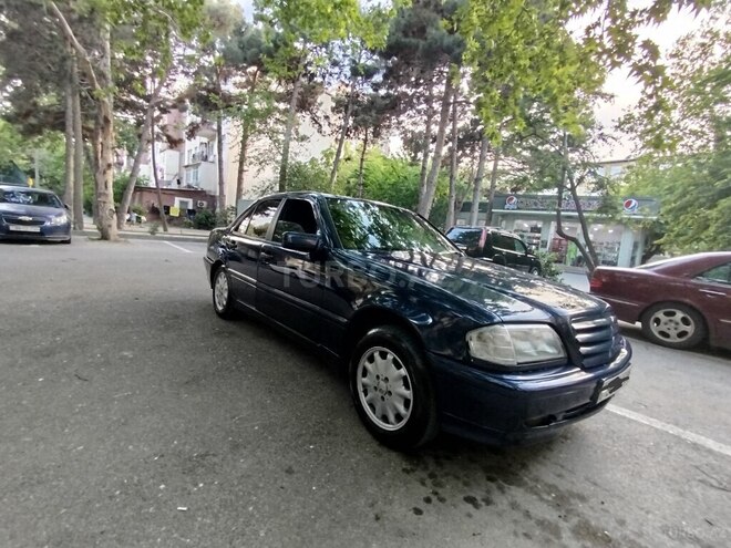 Mercedes C 180 2000, 435,269 km - 1.8 l - Bakı