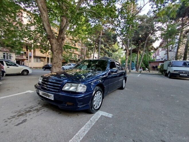 Mercedes C 180 2000, 435,269 km - 1.8 l - Bakı