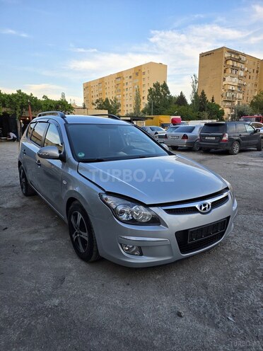 Hyundai i30 2009, 225,300 km - 1.4 l - Bakı