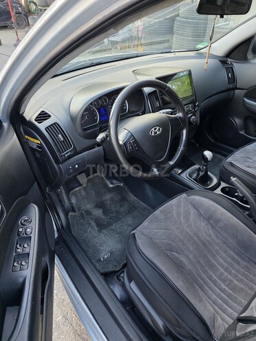 Hyundai i30 2009, 225,300 km - 1.4 l - Bakı