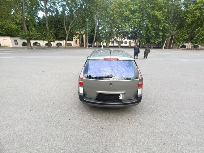 Renault Megane-9