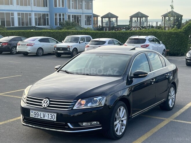 Volkswagen Passat 2013, 243,000 km - 1.8 l - Bakı