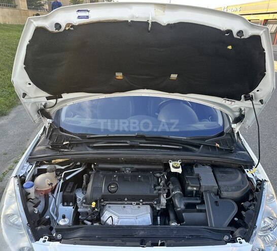 Peugeot 308 2012, 117,000 km - 1.6 l - Bakı