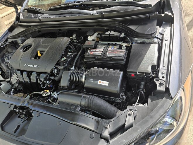 Hyundai Elantra 2018, 104 km - 2.0 l - Qazax