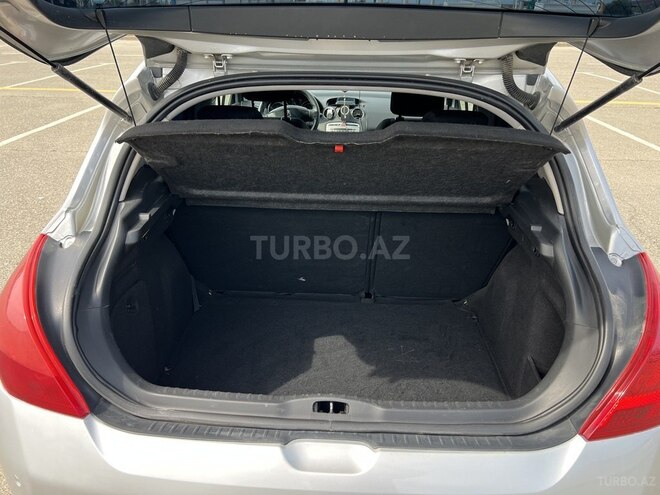 Peugeot 308 2012, 228,000 km - 1.6 l - Bakı