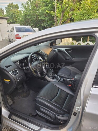 Hyundai Avante 2014, 125,000 km - 1.6 l - Bakı
