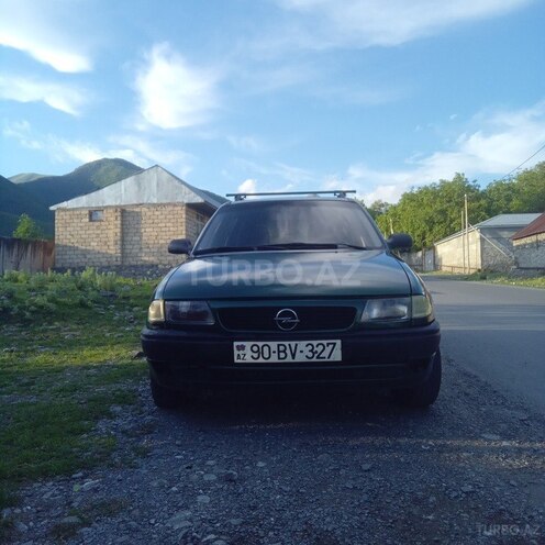Opel Astra 1996, 363,148 km - 1.6 l - Şəki