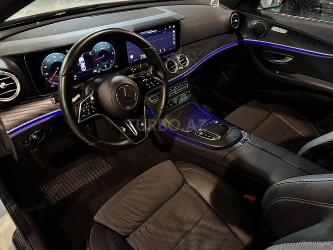 Mercedes E 200 d-8