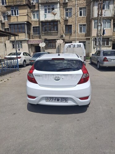Hyundai Accent 2014, 120,000 km - 1.6 l - Bakı