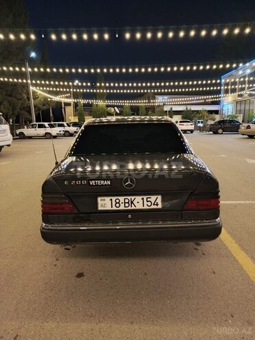 Mercedes E 200 1991, 200,000 km - 2.0 l - Şirvan