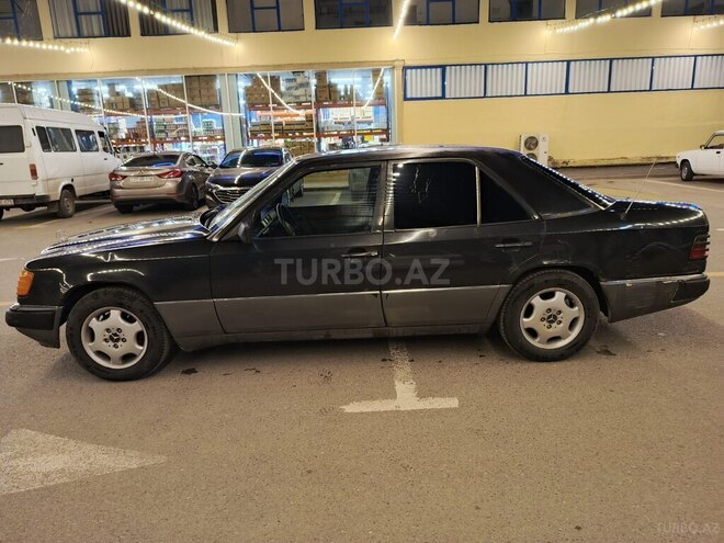Mercedes E 200 1991, 200,000 km - 2.0 l - Şirvan