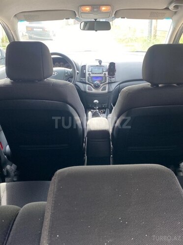 Hyundai i30 2008, 263,000 km - 1.6 l - Bakı