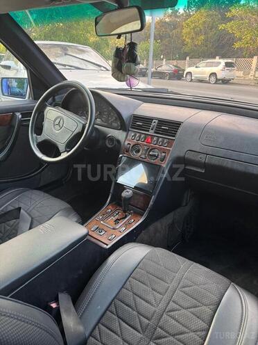 Mercedes C 220 d 1999, 317,000 km - 2.2 l - Bakı