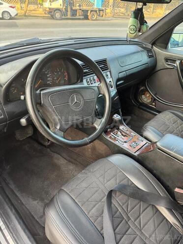 Mercedes C 220 d 1999, 317,000 km - 2.2 l - Bakı