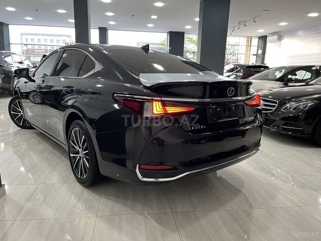 Lexus ES 300h 2025, 0 km - 2.5 l - Bakı