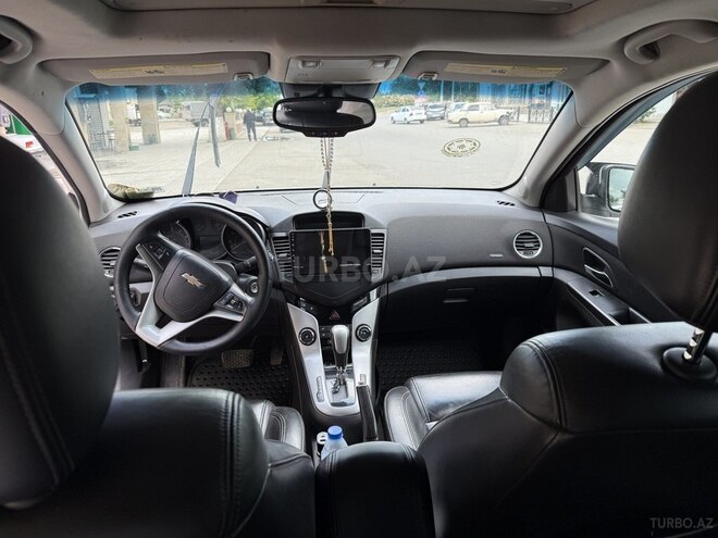 Chevrolet Cruze 2010, 28,500 km - 1.4 l - Bakı