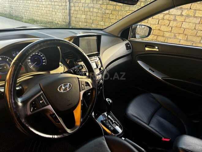 Hyundai Accent 2015, 91,000 km - 1.6 л - Bakı
