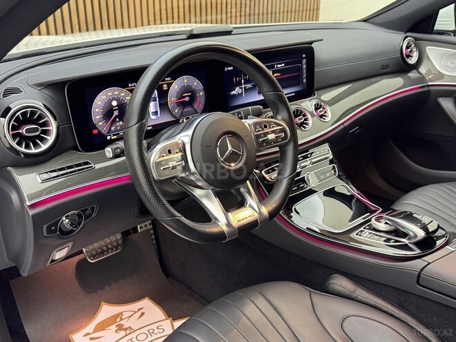Mercedes CLS 300-10