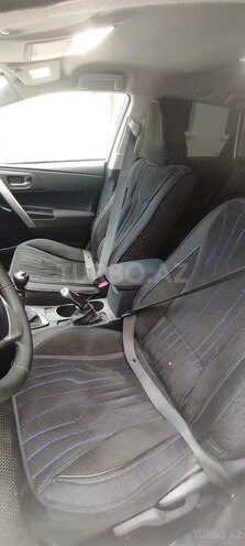 Toyota Auris 2014, 226,000 km - 1.4 l - Gəncə