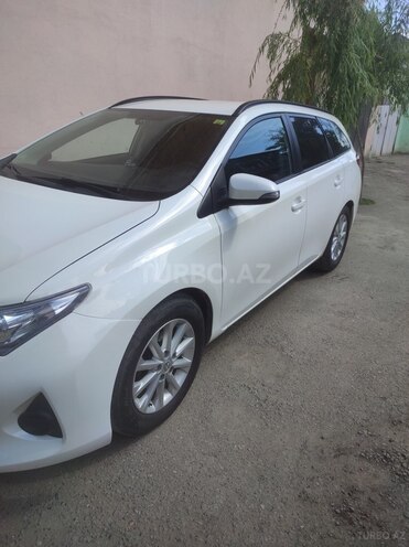 Toyota Auris 2014, 226,000 km - 1.4 l - Gəncə