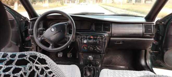 Opel Vectra 1999, 234,765 km - 1.6 l - Sumqayıt
