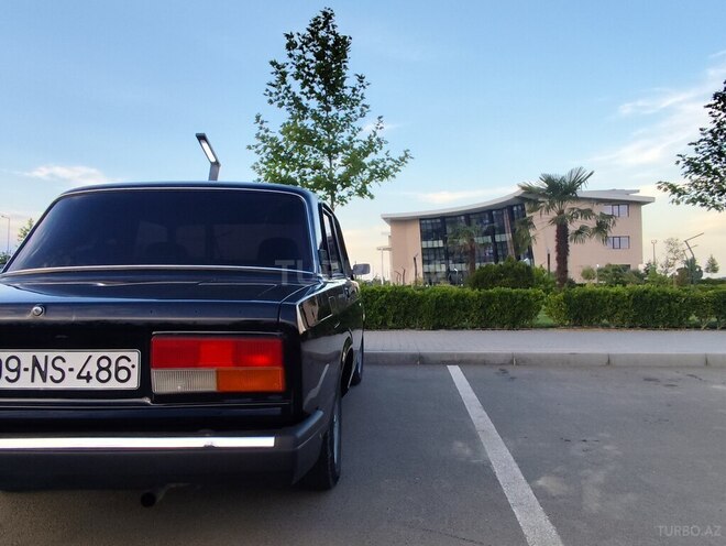 LADA (VAZ) 2107 2010, 52,375 km - 1.6 л - Salyan
