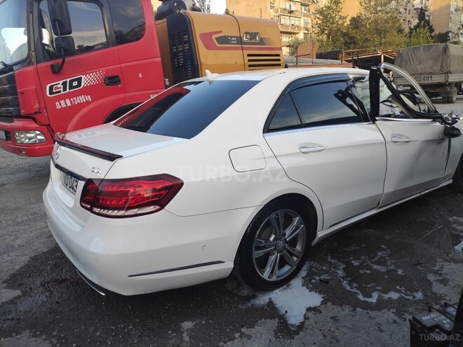 Mercedes E 220 d 2013, 138,552 km - 2.2 л - Bakı
