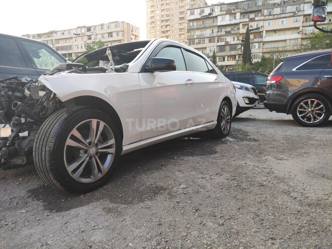 Mercedes E 220 d 2013, 138,552 km - 2.2 л - Bakı
