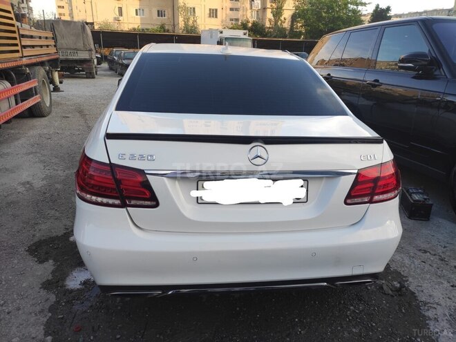 Mercedes E 220 d 2013, 138,552 km - 2.2 л - Bakı