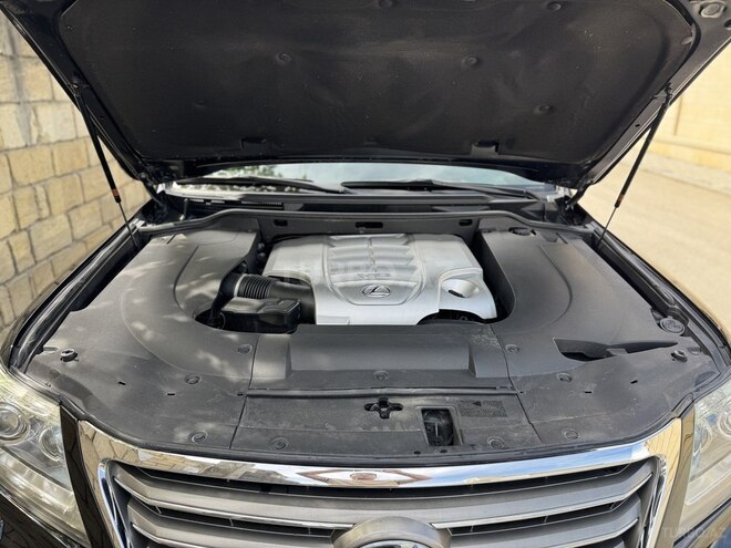 Lexus LX 570-8