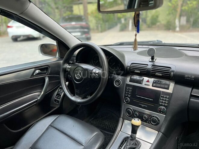 Mercedes C 180 2005, 324,000 km - 1.8 l - Sumqayıt